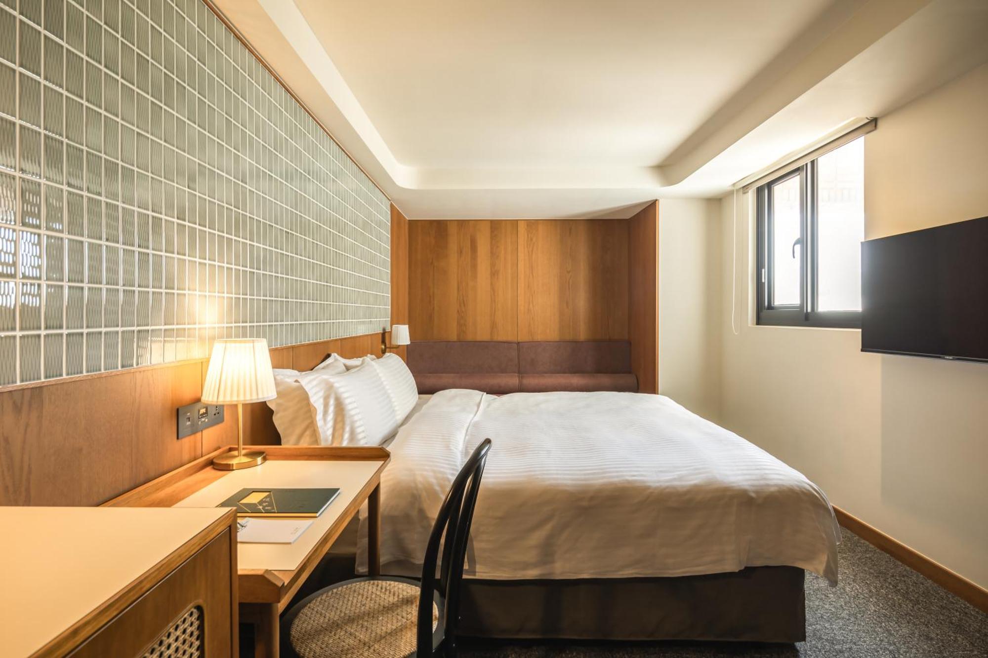 天下南隅 Provintia Hotel Tainan Exterior foto